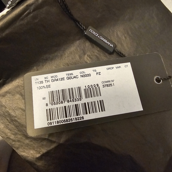 Dolce & Gabbana Black Silk Pocket Square NIB - Picture 3 of 6